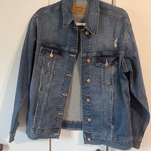 Signature by Levi Strauss Distressed Medium Blue Denim Jacket